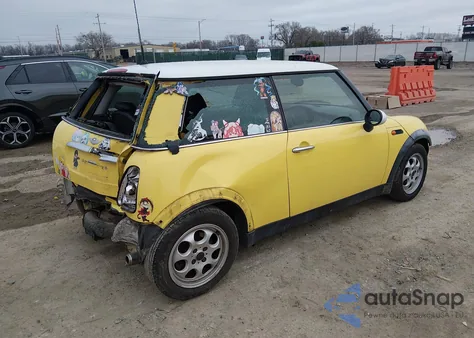 2002 Mini Cooper z USA, uszkodzony, nr VIN WMWRC33442TE12986
